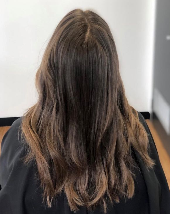 A Scalp-First Shampoo for Thinning, Weak Hair image A Scalp-First Shampoo for Thinning, Weak Hair